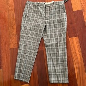 Banana Republic Avery Pant. Brand new with tag. Size 14R.